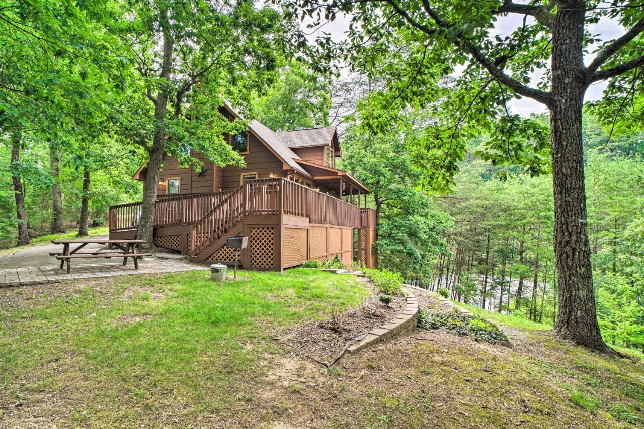 Central Sevierville Cabin With Hot Tub And Views! Dış mekan fotoğraf